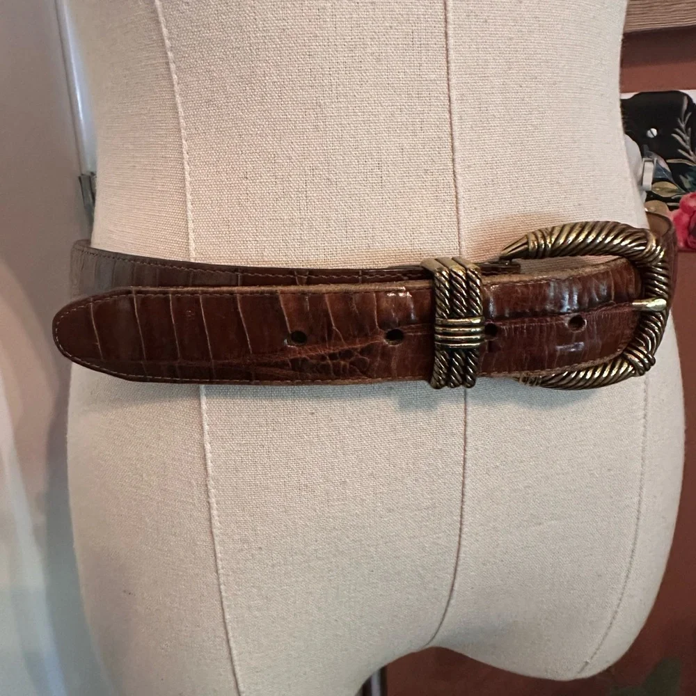 Brighton 1994 women’s brown reptile gold brush buckle leather L belt